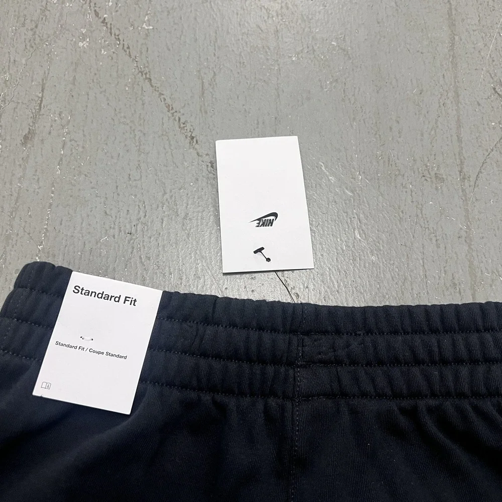 Nike Kids Unisex Standard Fit Black Fleece‎ Shorts Small FD2919-010 Comfort Wear